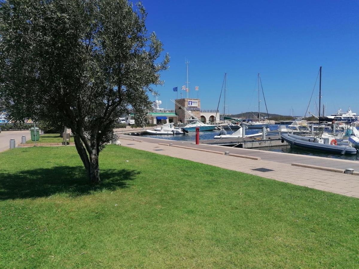 Top Floor Gulf View Apartment Όλμπια Εξωτερικό φωτογραφία