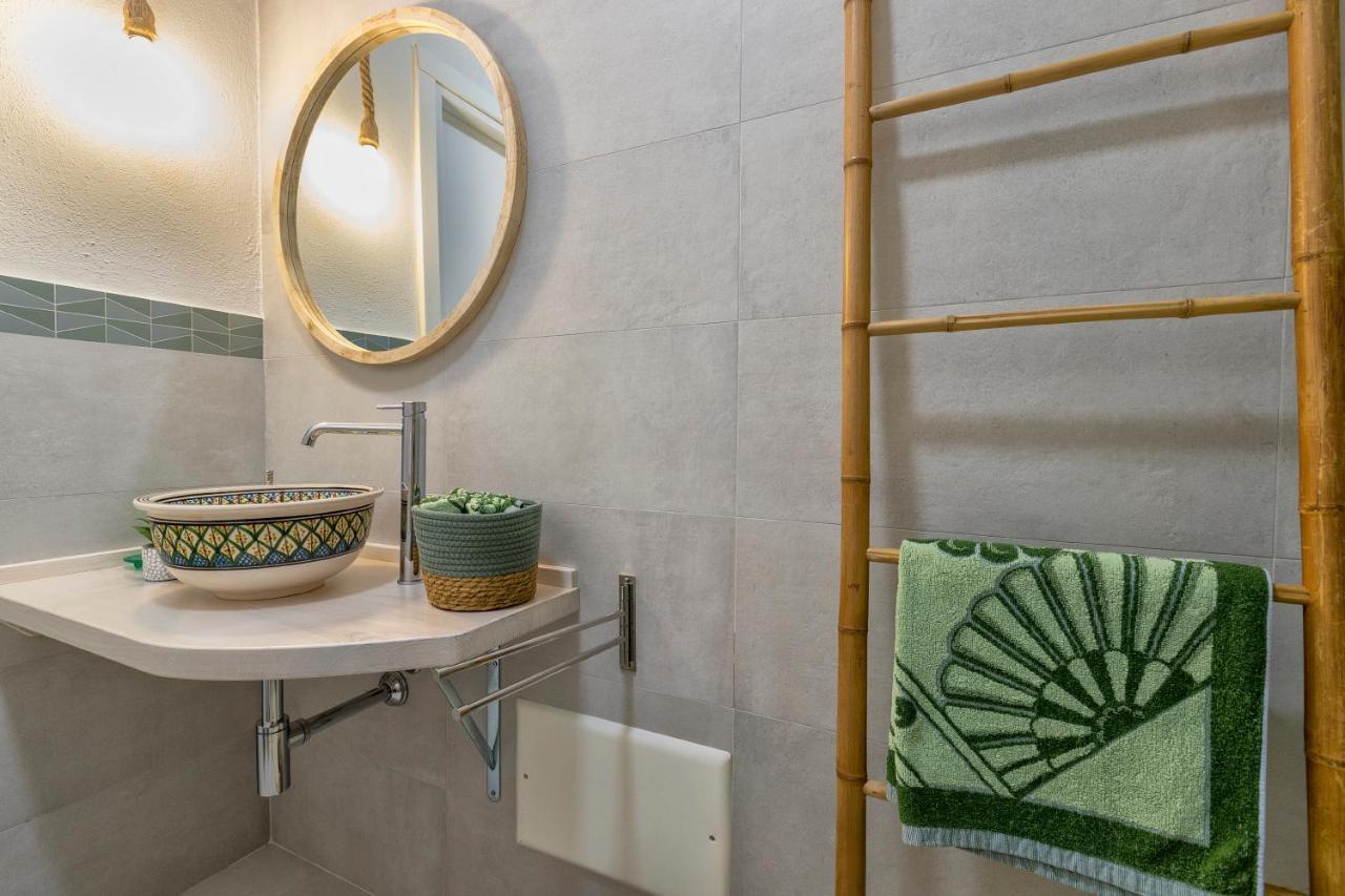 Top Floor Gulf View Apartment Όλμπια Εξωτερικό φωτογραφία